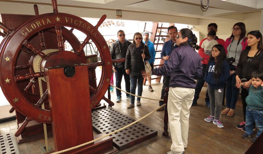 Tour guiado por sectores interiores (Rueda de Gobierno)
