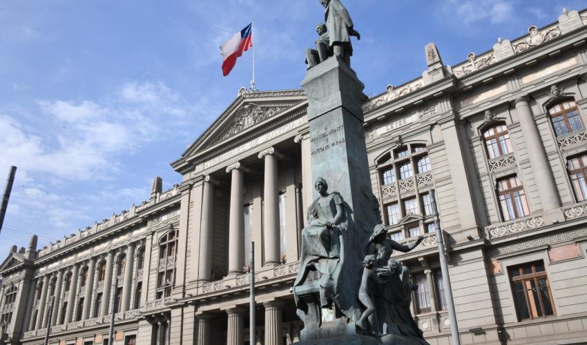 Foto del Palacio de Tribunales de Justicia 