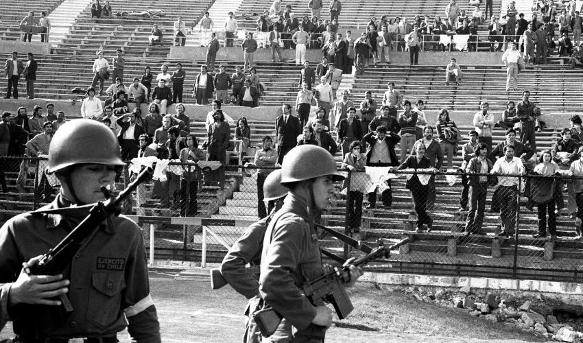El Estadio Nacional fue el mayor campo de concentración de Chile a comienzos de la dictadura de 1973.