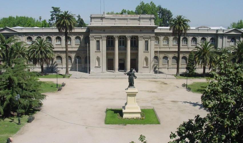 Frontis del Museo Nacional de Historia Natural